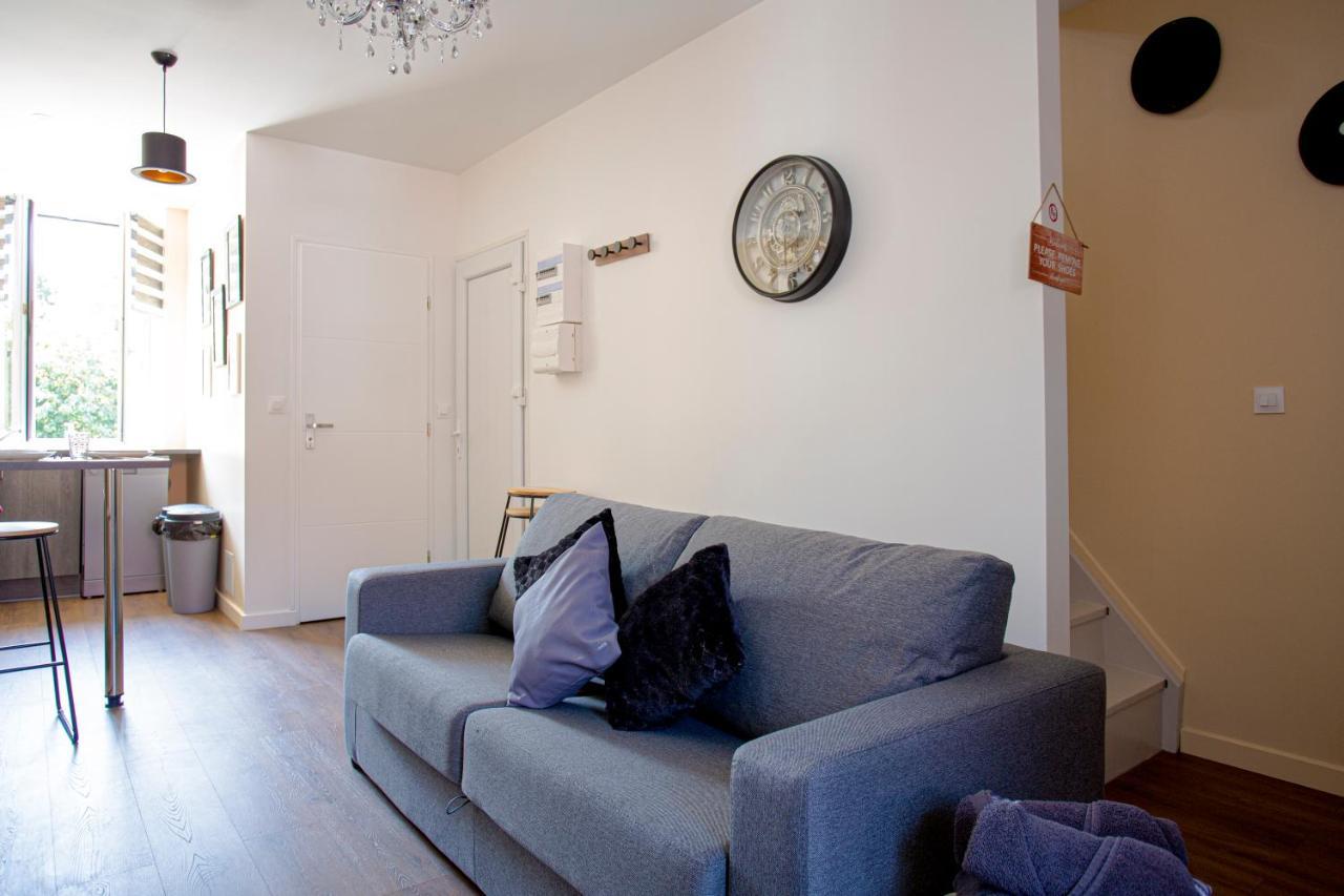 Ideal Pro & Couple - 2 Logements Theme Boho Chic Rdc & Dandy 1Er Etage - Quartier Calme - Jardin - Wifi Hd - Smart Tv - Parking Gratuit - Proche Centre & Transports - Ask Home Валансьєнн Екстер'єр фото