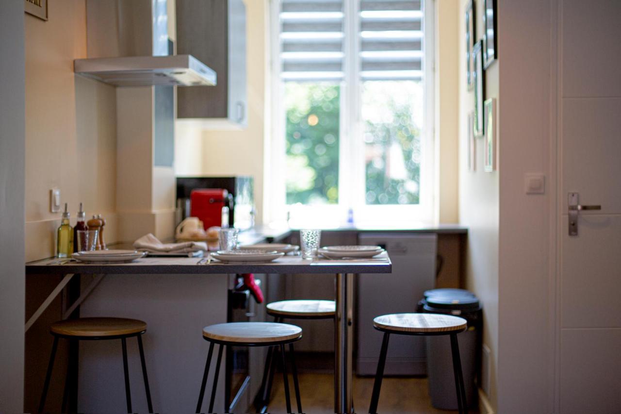 Ideal Pro & Couple - 2 Logements Theme Boho Chic Rdc & Dandy 1Er Etage - Quartier Calme - Jardin - Wifi Hd - Smart Tv - Parking Gratuit - Proche Centre & Transports - Ask Home Валансьєнн Екстер'єр фото